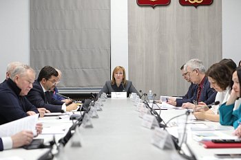 В областной Думе идет активная работа профильных комитетов