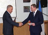 Василий Омельчук поздравил Максима Пухова с избранием на должность главы Полярных Зорь