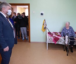 Выездное заседание комитета по социальной политике и делам семьи в Мурманском доме-интернате для престарелых и инвалидов 25 марта 2026 года