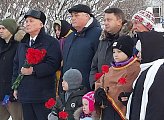 В Мурманске прошел митинг у памятника бойцам оленетранспортных батальонов 