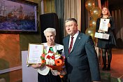 Ветераны педагогического труда Мурманской области принимают поздравления