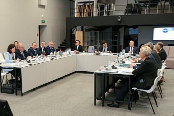 Парламентарии регионов Севера-Запада России обсудили вопросы международного сотрудничества в Арктике 