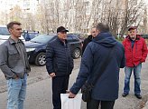 Уважаемые земляки, 23 сентября как координатор проекта «Инициативы двора» провел рабочую встречу с группой неравнодушных мурманчан и представителями подрядной организации