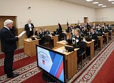 В региональном парламенте прошел День открытых дверей с участием мурманских кадетов