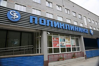 Александр Клементьев подключился к решению проблем терапевтического отделения Ковдорской больницы