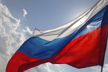 Председатель Мурманской областной Думы Сергей Дубовой поздравил северян с Днем России