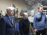 Мы - жители города-героя Мурманска очень бережно относимся к увековечению памяти о своих замечательных земляках