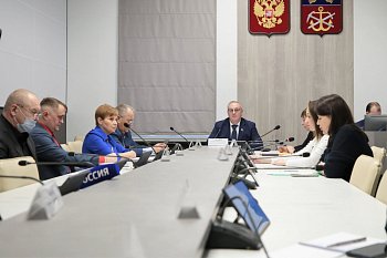 Состоялось заседание комитета по образованию и науке под председательством Алексея Гилярова