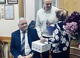 Роман Пономарев поздравил прекрасную половину Совета ветеранов войны и труда с наступающим Международным женским днем