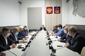 Станислав Гонтарь принял участие в комитете по бюджету и Совете Думы