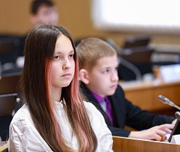 Мурманские лицеисты в гостях у Мурманской областной Думы 25 марта 2026 года