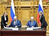 Подписаны два соглашения о сотрудничестве между Мурманской областной Думой и законодательными собраниями Ростовской области и Севастополя
