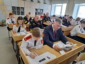 Депутаты Мурманской областной Думы написали «Диктант Победы»