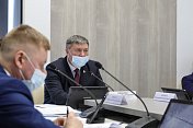 Владимир Мищенко провел заседание комитета областной Думы по законодательству, горсударственному строительству и местному самоуправлению