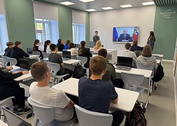 В Кольской средней образовательной школе состоялось открытие нового инженерного класса «Горняк будущего