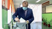Депутаты областной Думы голосуют по поправкам в Конституцию РФ в своих округах