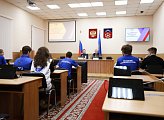"Молодая гвардия" в гостях у Мурманской областной Думы