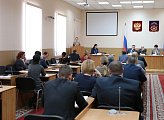 В региональном парламенте обсудили реализацию в Мурманской области федерального закона об ответственном обращении с животными 