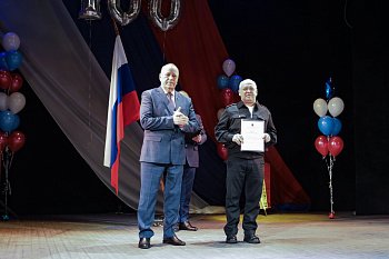 Глава регионального парламента Сергей Дубовой  поздравил личный состав части  со столетием Гидрографической службы Северного флота 