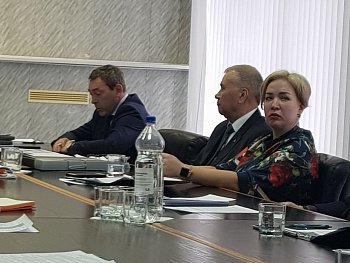 Василий Омельчук принял участие в заседании Совета депутатов города Полярные Зори.  