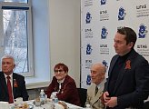 Уважаемые земляки, 8 мая принял участие в торжественном чествовании ветеранов в Штабе общественной поддержки «Единой России»