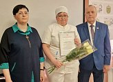 Региональные парламентарии поздравляют медицинских работников региона  с профессиональным праздником