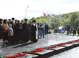 В Мурманской области почтили память экипажа атомного подводного ракетного крейсера "Курск" 