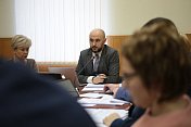 В областной Думе состоялось заседание комитета по экономической политике, энергетике и жилищно-коммунальному хозяйству под председательством Максима Белова