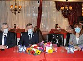 Депутат областной Думы Юрий Шадрин поздравил североморское отделение благотворительной организации многодетных семей  и инвалидов «Радуга» с пятилетием