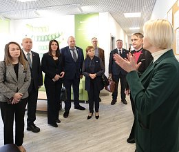 Выездное заседание комитета по образованию и науке в городе Апатиты, посещение апатитского и кировского филиалов МАУ, Апатитского политехнического колледжа имени Голованова Г. А. 11 февраля 2026 года