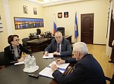 Глава регионального парламента Сергей Дубовой провел рабочую встречу с депутатом Госдумы Татьяной Кусайко 