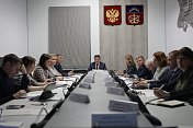 Состоялось заседание комитета областной Думы по социальной политике  и делам семьи под председательством Станислава Гонтарь 