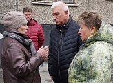 Уважаемые земляки, 15 июня вместе с депутатом Совета депутатов города Мурманска Андреем Анатольевичем Савенковым провели встречу с жителями микрорайона дома № 106 по Кольскому проспекту