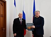 Уважаемые земляки, 27 января состоялась моя рабочая встреча с Главой муниципального образования муниципальный округ Феодосия Республики Крым – Председателем Феодосийского городского совета Иваном Васильевичем Козыревым