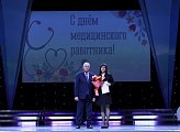 Региональные парламентарии поздравляют медицинских работников региона  с профессиональным праздником