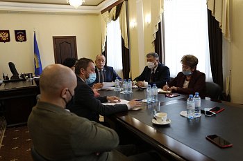 Владимир Мищенко принял участие в совещании по реализации в регионе нацпроекта "Комфортная городская среда"