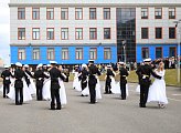 Председатель областной Думы Сергей Дубовой напутствовал выпускников «нахимовки»