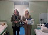 Анна Гришко и команда навестили и поздравили с праздником бойцов, проходящих лечение в мед.учреждениях региона